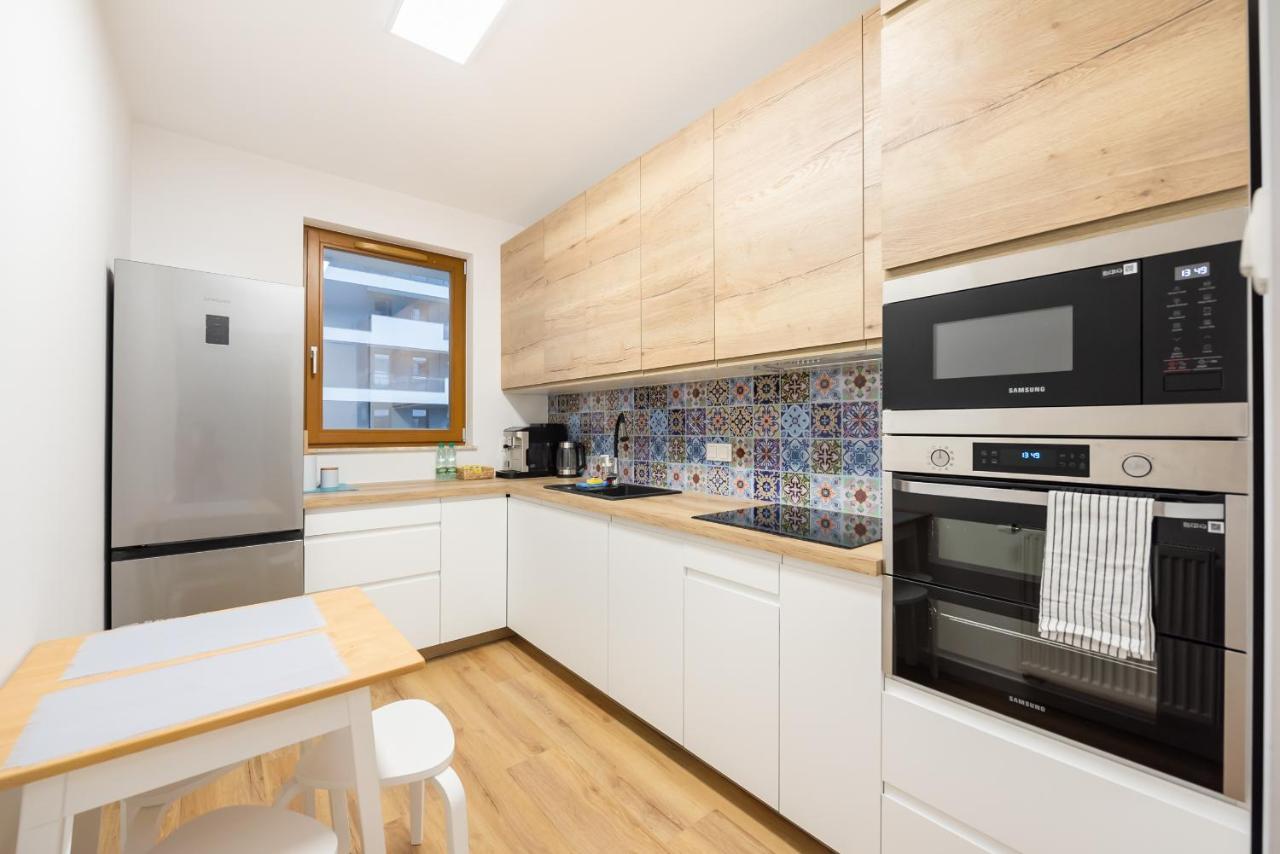 Apartament Bliska Wola Navy Blue Business